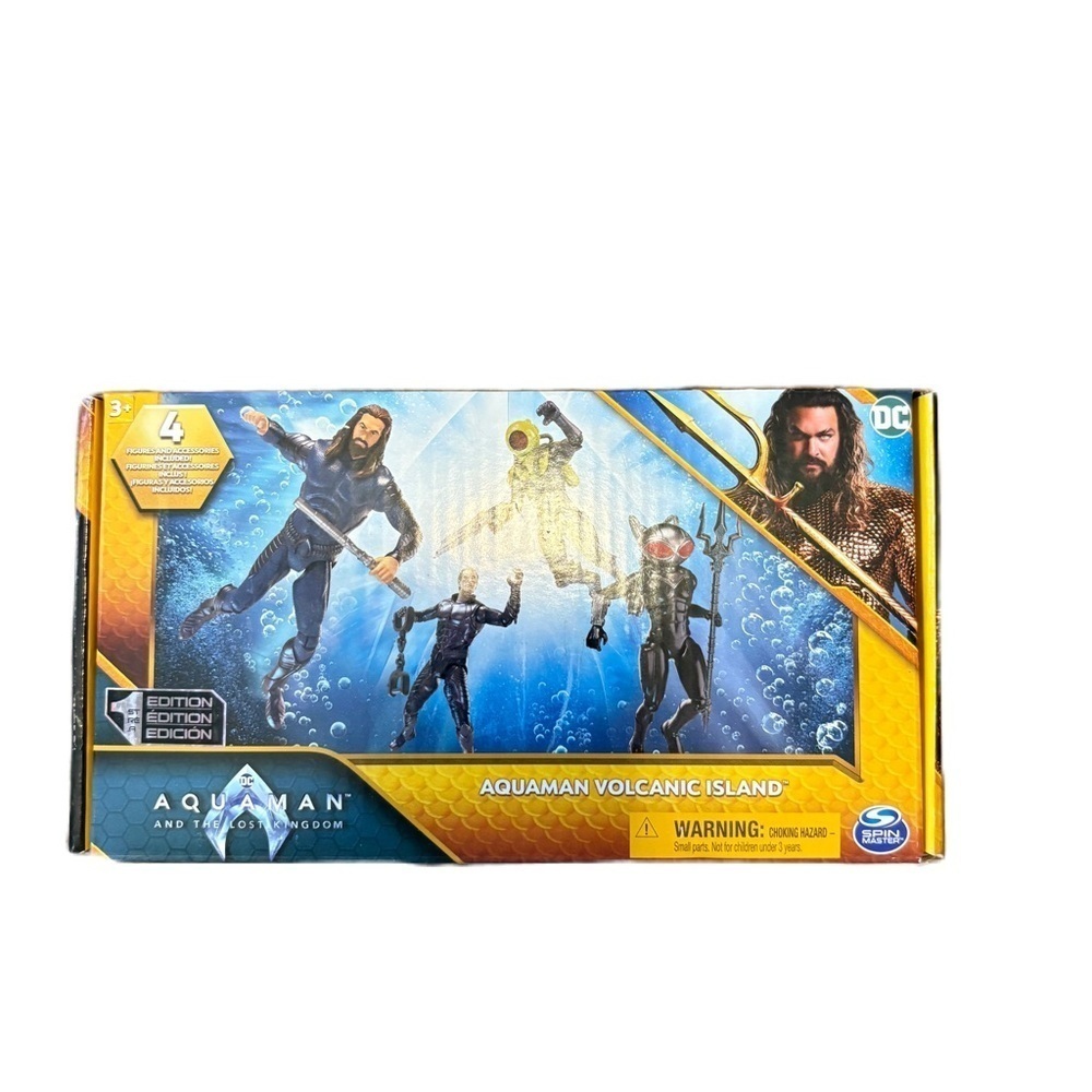 DC Comics Aquaman Volcanic Island Pack 4 Collectible Action Figures Accessories
